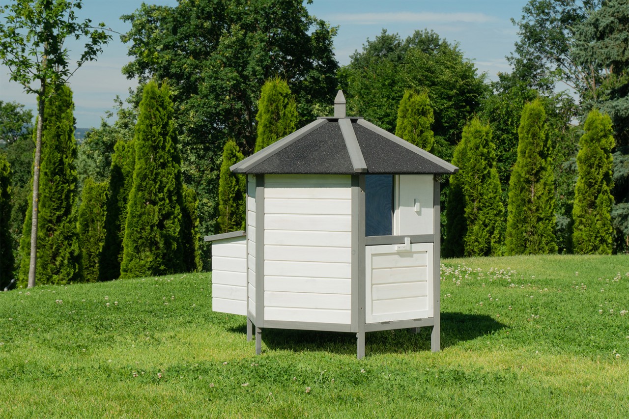 Miweba Huehnerstall-MH-29 Weiss-Grau 5052303032353939342D3031 DSC02081 OL 1620x1080