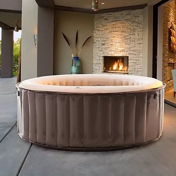 Outdoor-Whirlpool Elite von MSpa MSpa Elite Whirlpool